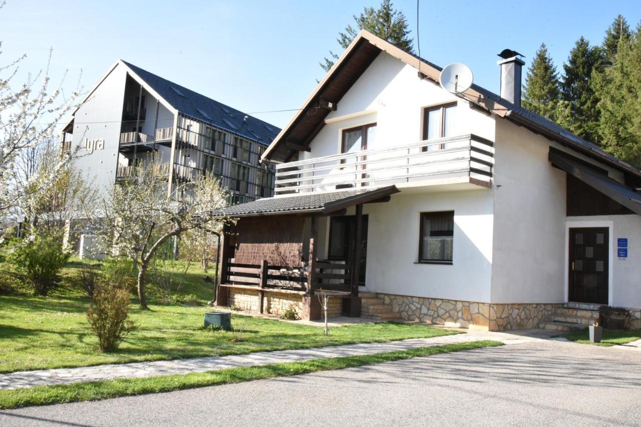 Apartment Bobic Licko Petrovo Selo Exteriér fotografie